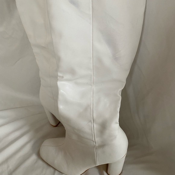 SOLD! - Picture 5 of 7